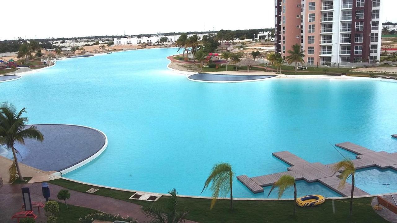 Departamento En Cancun Con 7 Albercas Tipo Playa Y Laguna Extérieur photo
